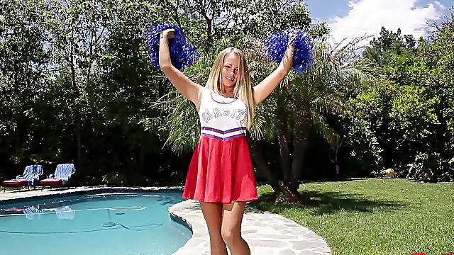 Kinky cheerleader Britney Young enjoys getting fucked in missionary