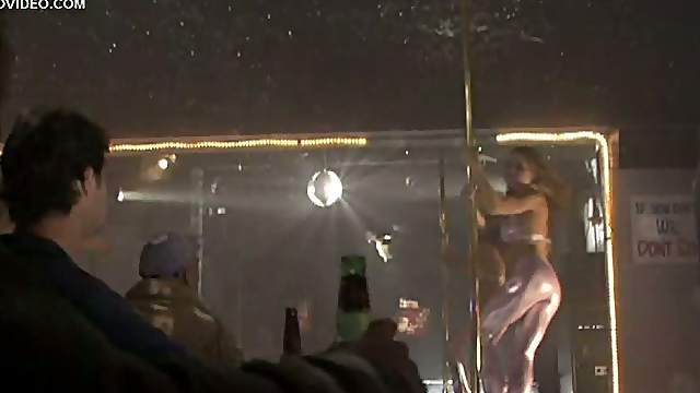 Julie Cialini Sexy Pole Dancing