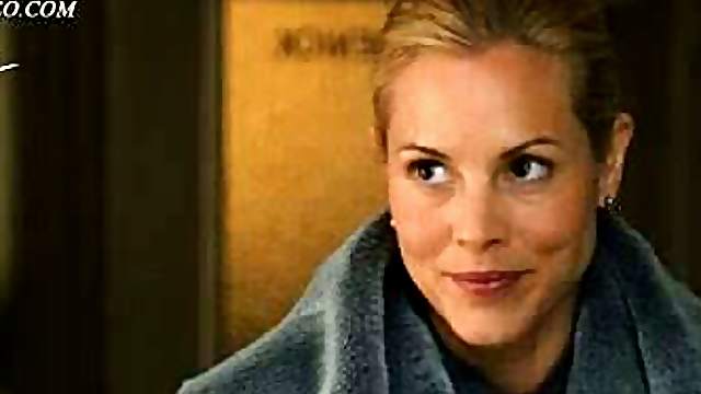 Hot Blonde Celeb Maria Bello Looking Really Sexy