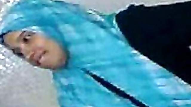 Hot Arab Teen Strips and Gets Her Shaved Pussy Fingered - Homemade Vid
