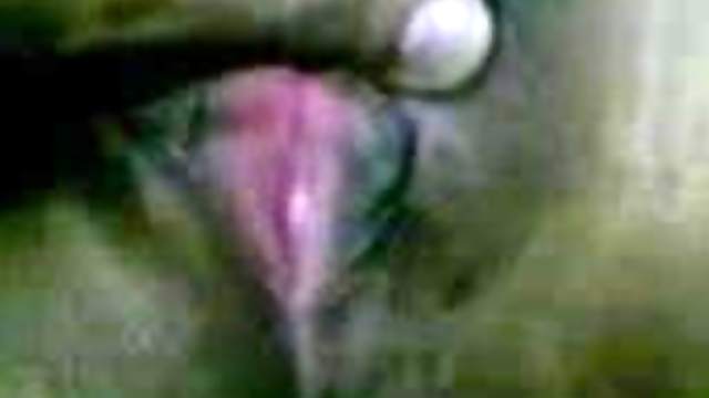 Homemade video with Indian girl getting fingered