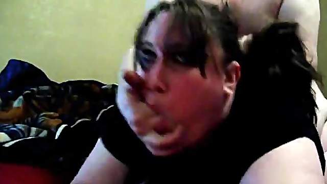 Kinky fat brunette enjoys getting fucked from behind in homemade clip