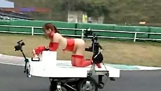 Pretty Japanese girls get their vags slammed with fucking machines