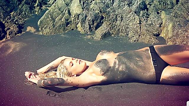 Beautiful Kristen Nicole shows her hot body on a beach