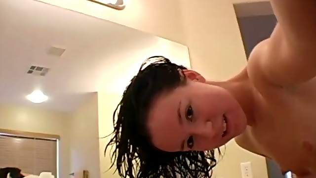 Naked Jamie Lynn shaves her legs in a bathroom in solo scene