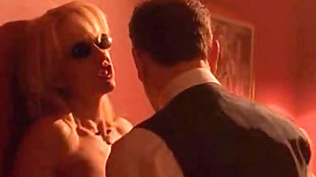 Hot Sex With Blonde Linnea Quigley