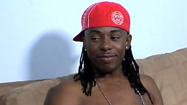 A White guy sucks a big black cock and gets fucked