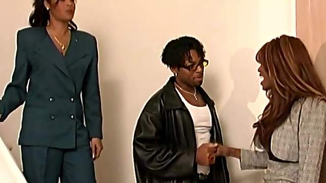 Hot Ebony MILF Takes A Big Black Cock Up Her Tight Asshole