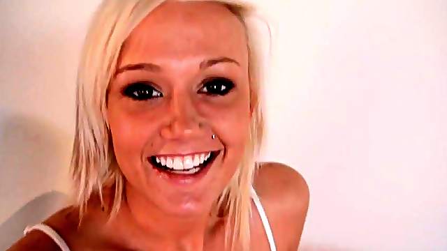 Molly Rae shows her nice butt and enjoys hot rear banging