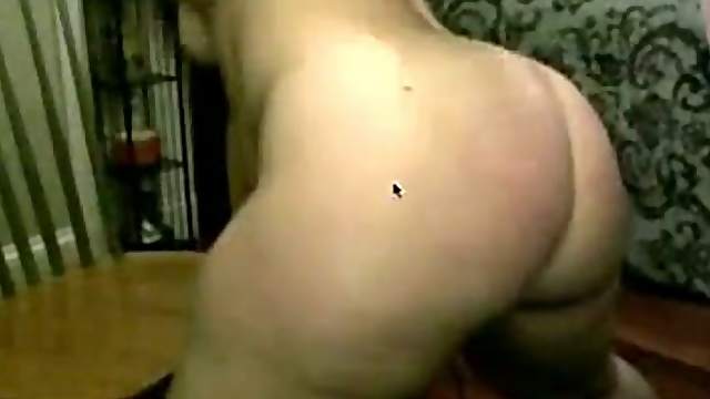 Hardcore homemade solo with a cute bubble butt brunette