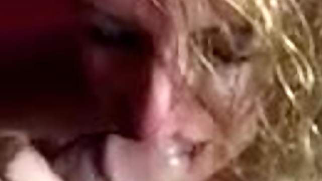 Hardcore homemade clip with amateur blonde sucking a boner