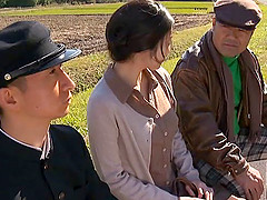 Japanese milf gets fucked in the fields in reality video