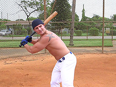 After batting practice two gay athletes fuck in the shower