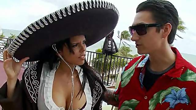 Latina Diamond Kitty Gets Fucked and Facialized on Cinco de Mayo