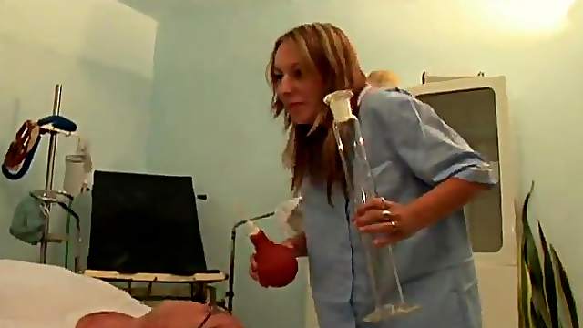 young girls enjoy sex with the matured doctor