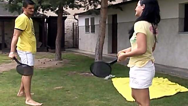 Outdoors sports quickly develops into fucking on the front lawn