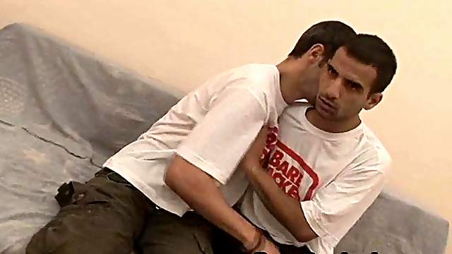 Horny Gay Cumswapping In Sofa