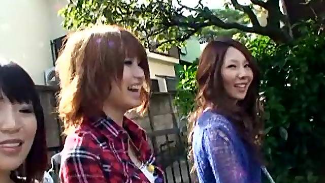 Group of Japanese girls team up to gangbang a lucky guy