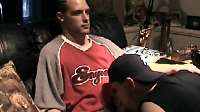 Stroking and Sucking Amateur Straight Boy Buzz