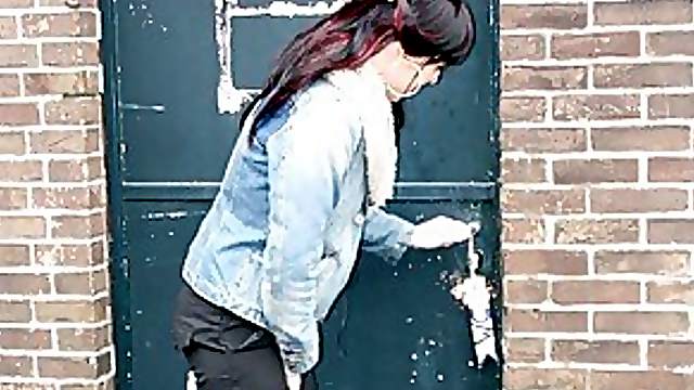 Slutty brunette fucking an anonymous boner