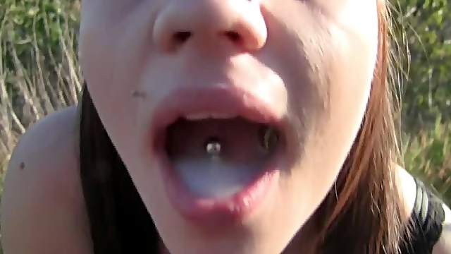 Outdoor Blowjob With An Exceptionally Hot Babe