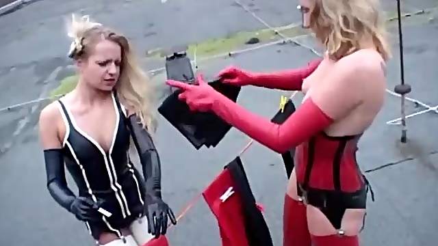 Two astonishing senoritas and their lesbian adventure on the rooftop