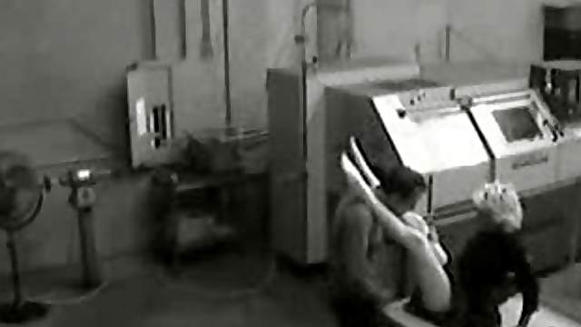 Sexy Supervisor getting Nailed And Eaten By A Worker