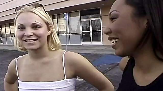Pretty friends are curious about a good-looking man's fat boner