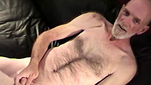 Mature Amateur Harvey Beating Off