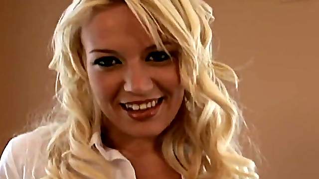Holly Wellin is a stunning blonde in need of a hard boner