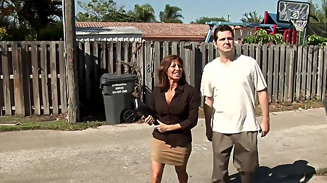 Tara Holiday is the Sexiest Realtor