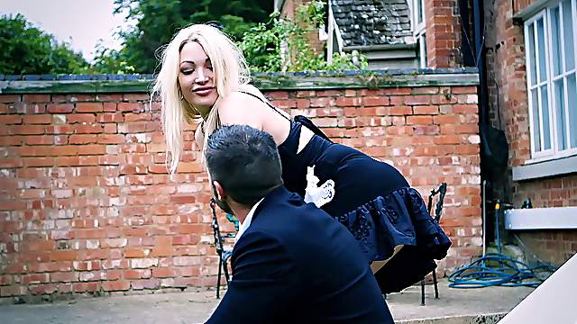 Tamara Grace is a hot blonde with great tits who likes to fuck