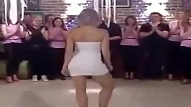 Hot sexsy arab dance