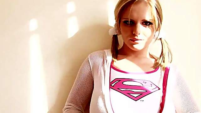 Slutty blonde in a tight tshirt strips to show her delicious curves