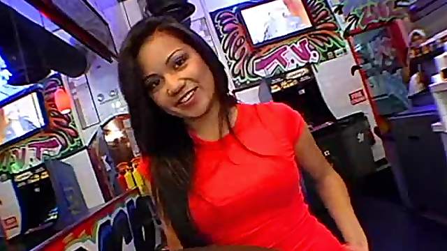 Hot Latina Babe Masturbates During Worktime