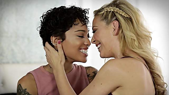 Cherie Deville teaches her girlfriend about sex