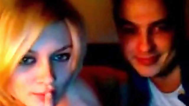 Shameful couple's foreplay & fuck on livecam