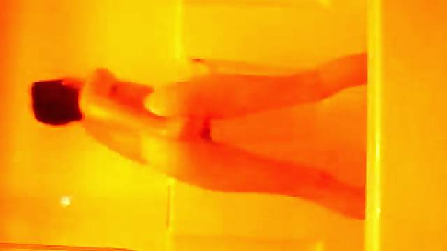 Teen chick masturbating in the shower