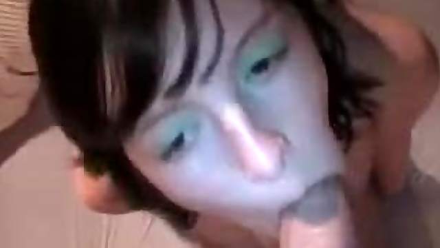 Slutty girlfriend gives expert blowjob