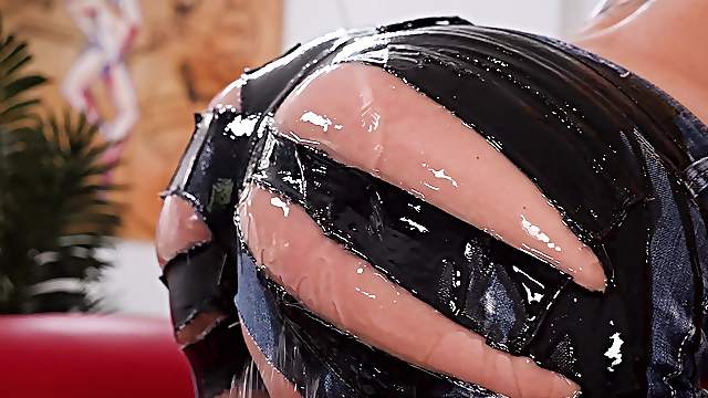 Ryan Conner is an oiled up slut in need of a nasty drilling game