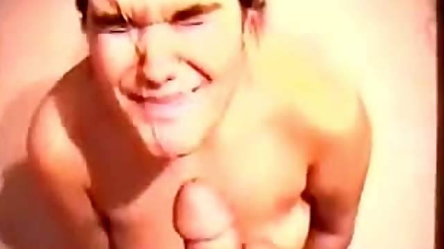 A creamy Facial For A Slutty Teen In A Homemade Clip