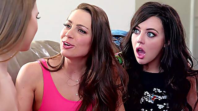 Stunning Abigail Mac and her friend like to lick each other's cunts