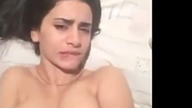 Hot Arab Girl Fingering Herself