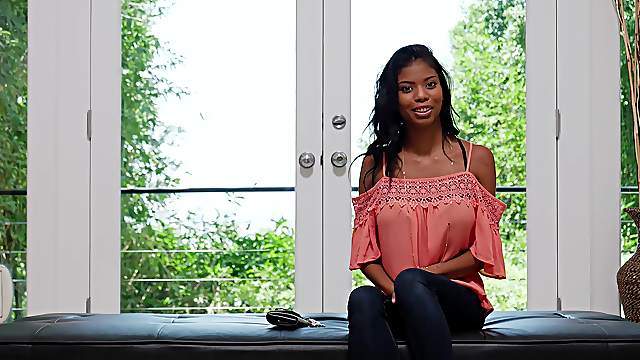 Beautiful sporty ebony babe Nia fucks while waiting at the office
