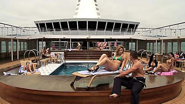 Brooklyn Lee always wanted to work on a cruise ship, because she heard