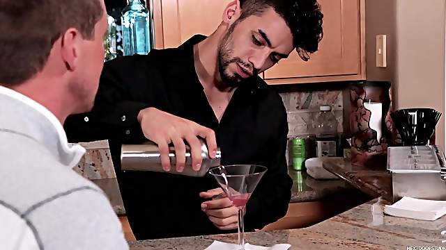 Gay bartender seduces his customer and sprays him with cum