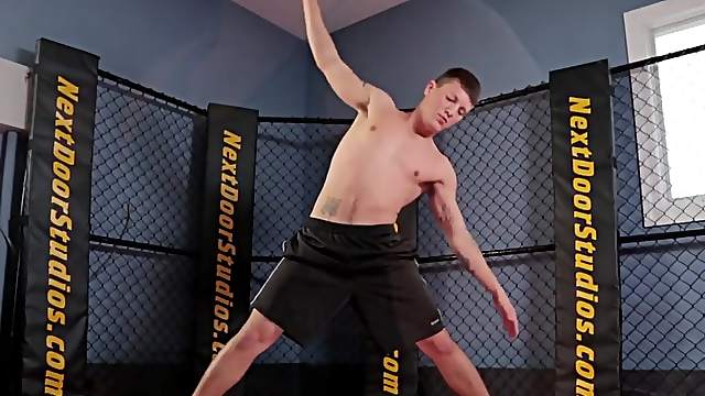 Sporty teen gay dude cums while masturbating after a workout