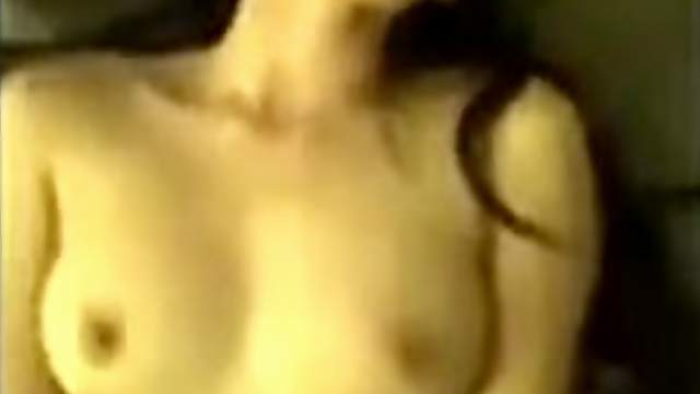 Amateur Brunette Girlfriend Fucking And Squirting