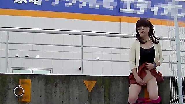 Japanese Crossdresser Outdoor Flashing.