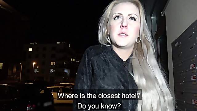 After she shows her naked boobs Jessica Hunter gets her pussy banged
